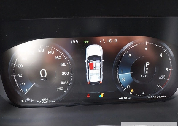 Volvo XC 60 cena 144900 przebieg: 95890, rok produkcji 2018 z Poznań małe 781